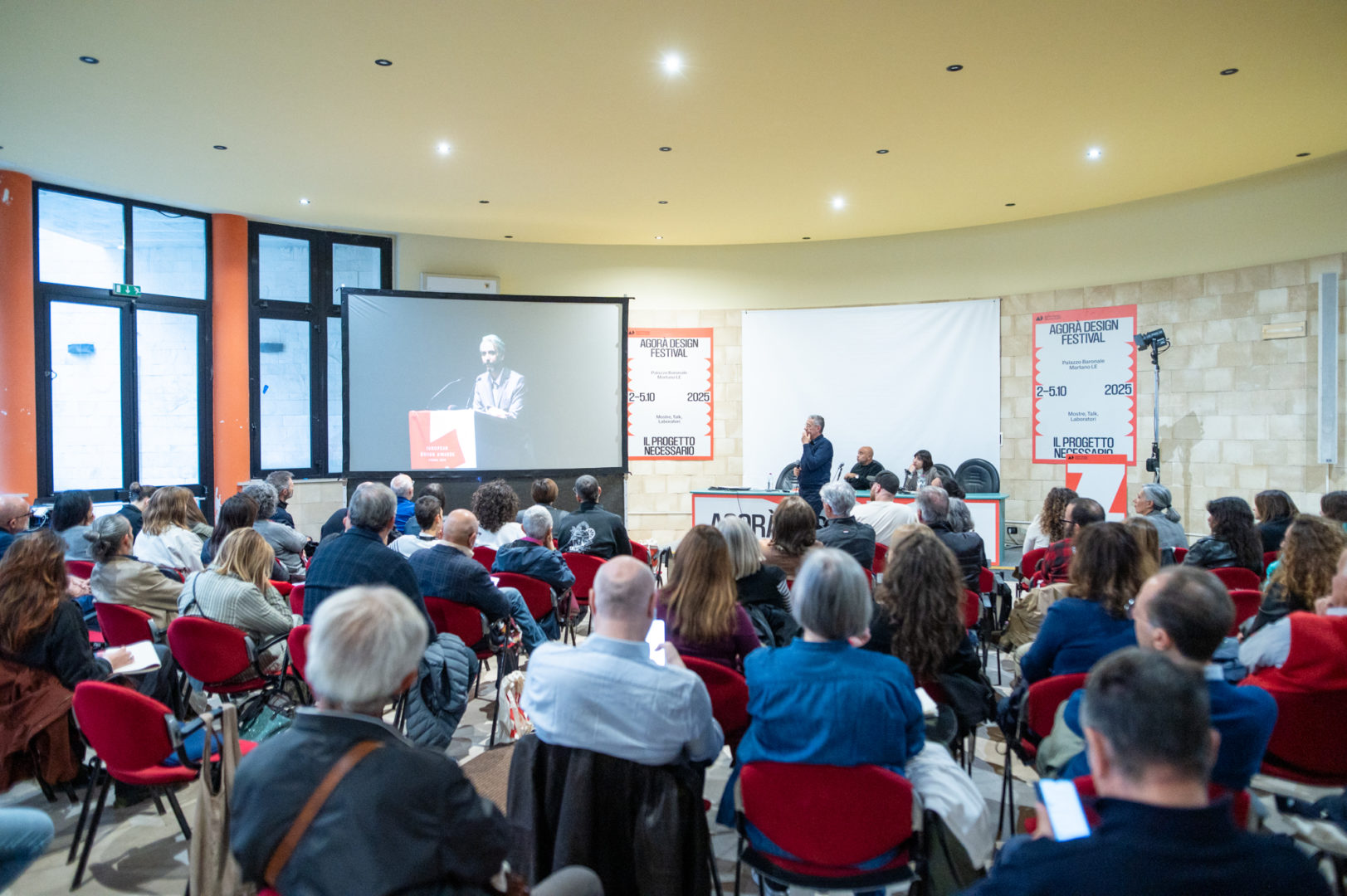 Agora Design 2025 talk con Giulio Iacchetti ©Antonio Leo