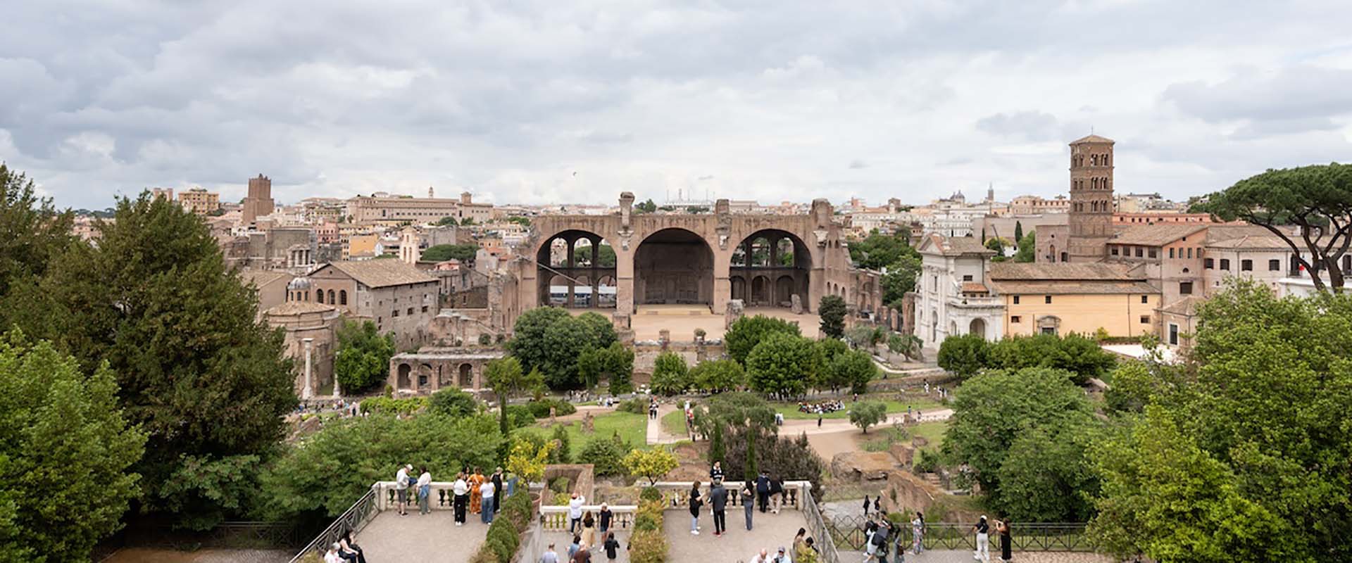 Alvisi Kirimoto palco e percorso Basilica di Massenzio ©Giuseppe Miotto Marco Cappelletti Studio