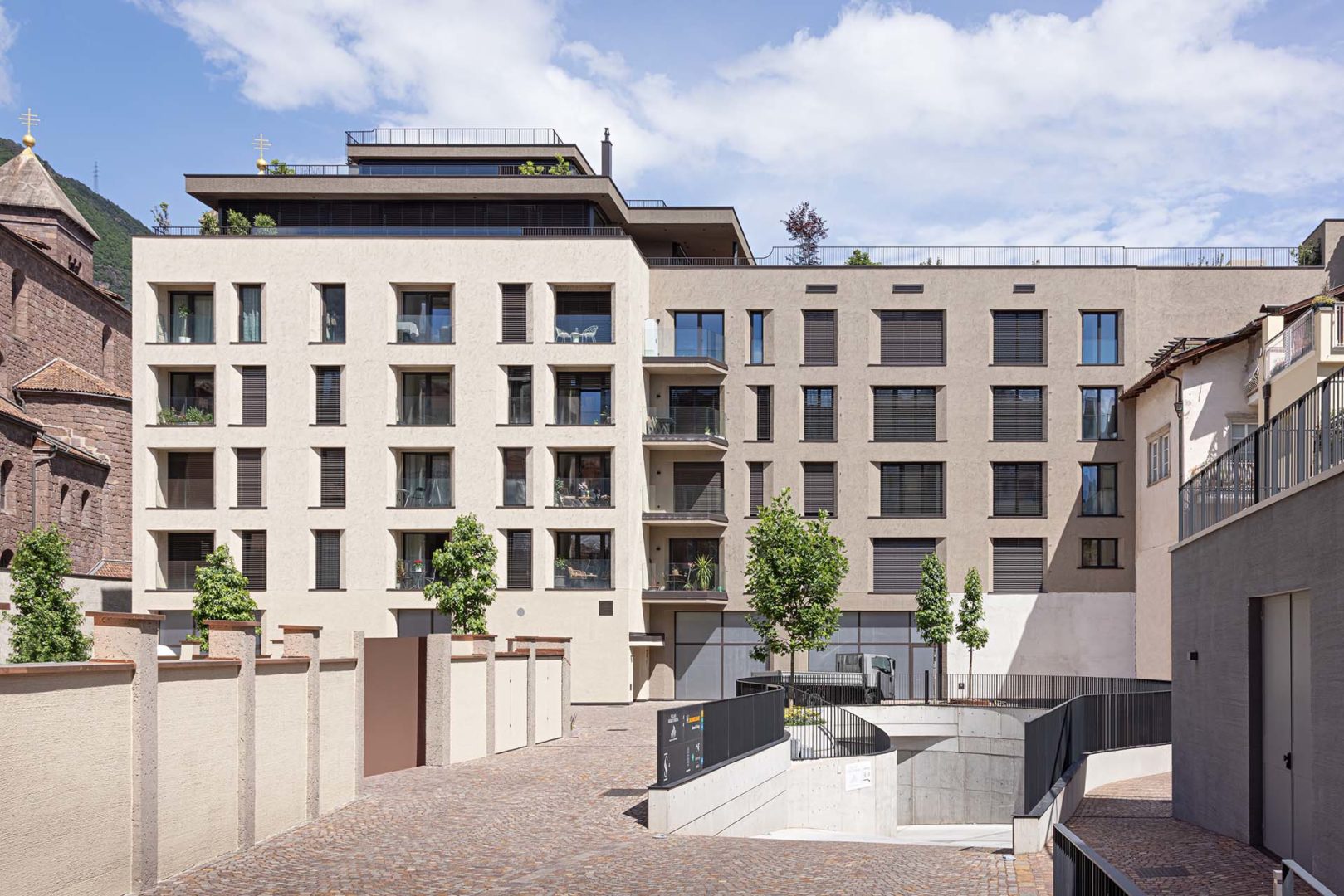 Röfix il nuovo edificio di Bolzano