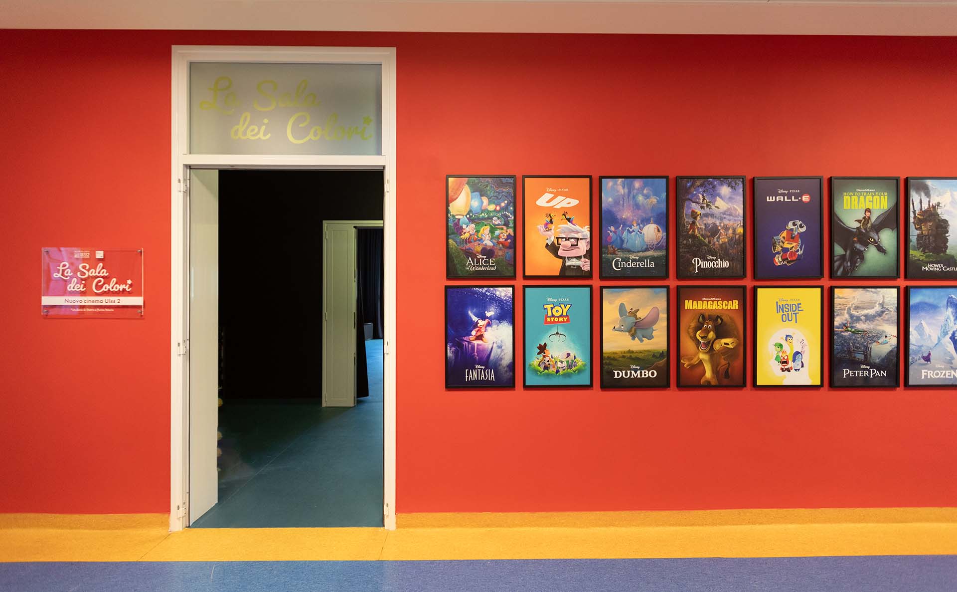 San Marco il corridoio della Sala dei Colori con le locandine