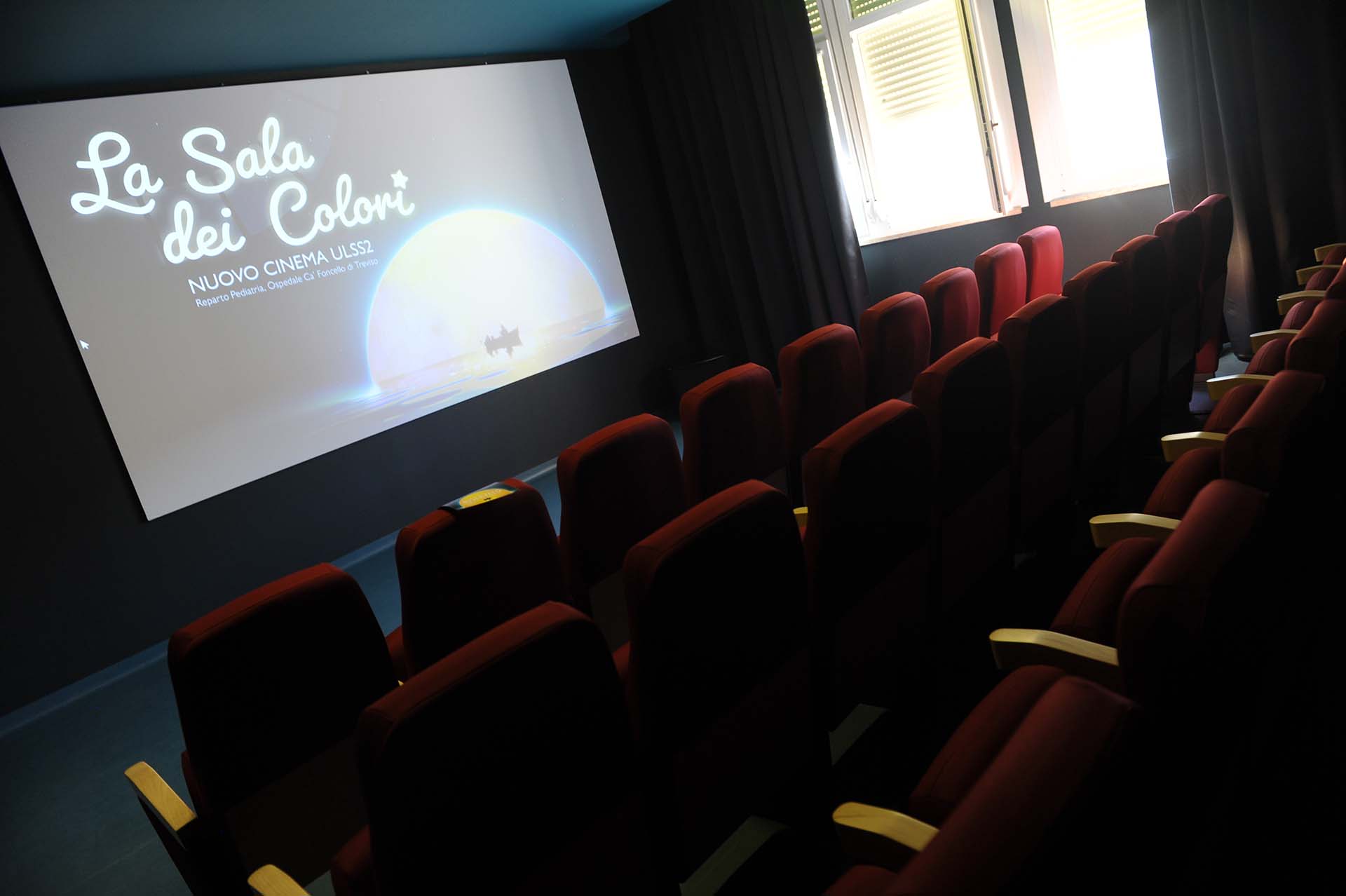 San Marco Sala dei Colori la sala cinema a tende aperte