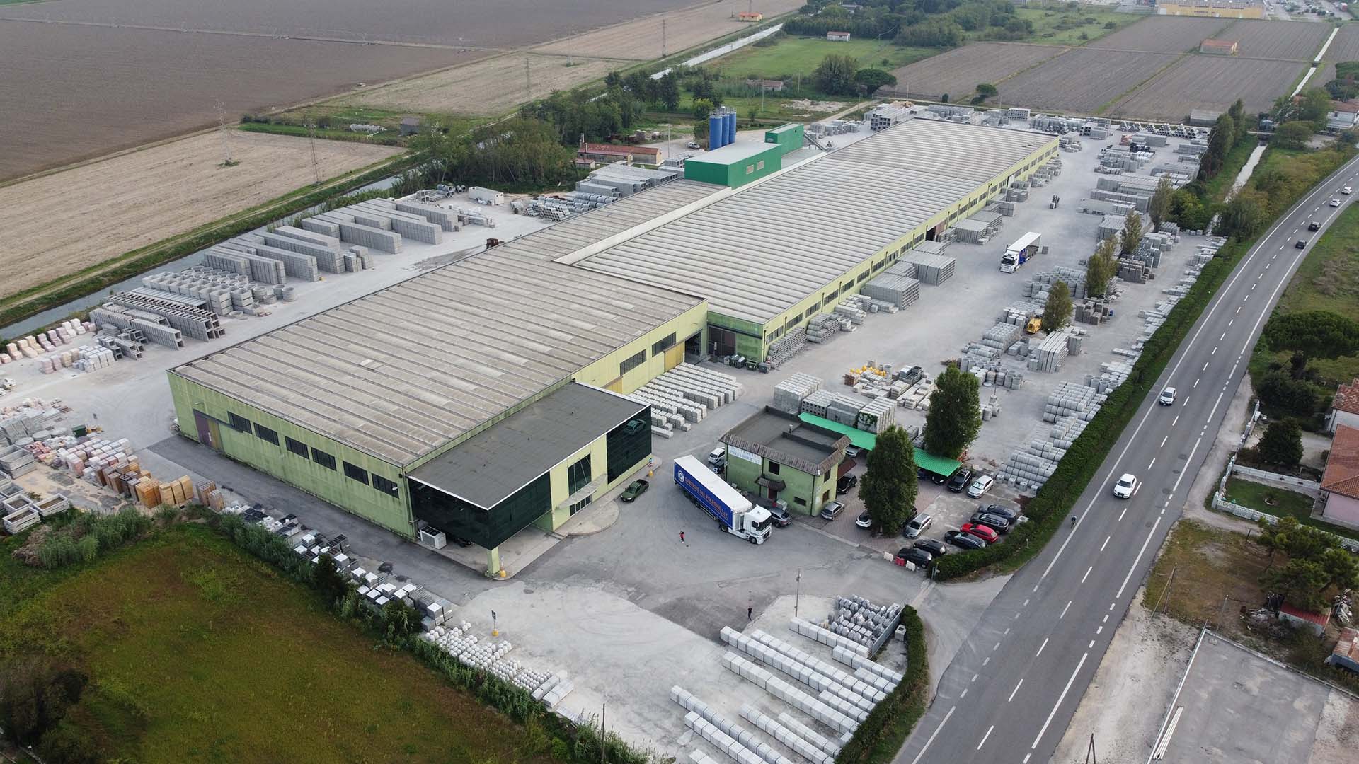Veneta Prefabbricati Stabilimento di produzione visto dall'alto