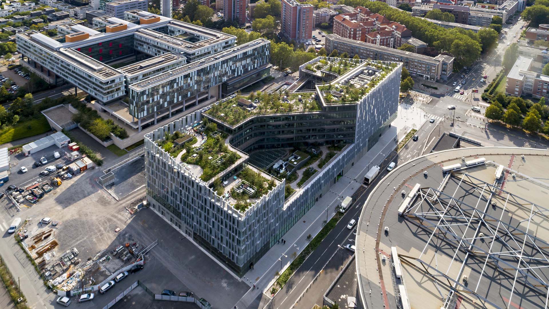 Vista d’insieme dell’edificio nel quartiere di Lille |© Henning Larsen © Javier Callejas Sevilla, 2020