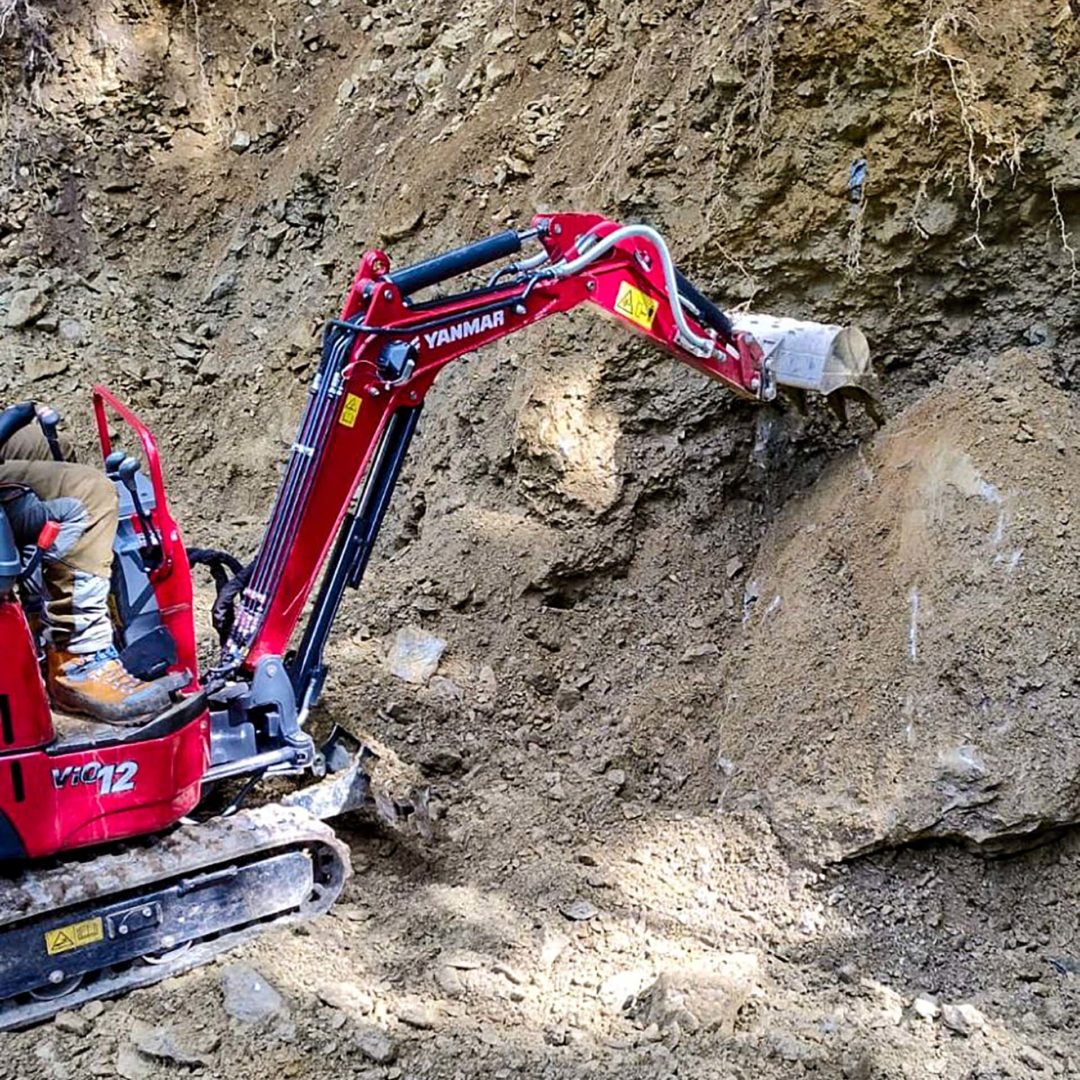 Yanmar l'escavatore al lavoro