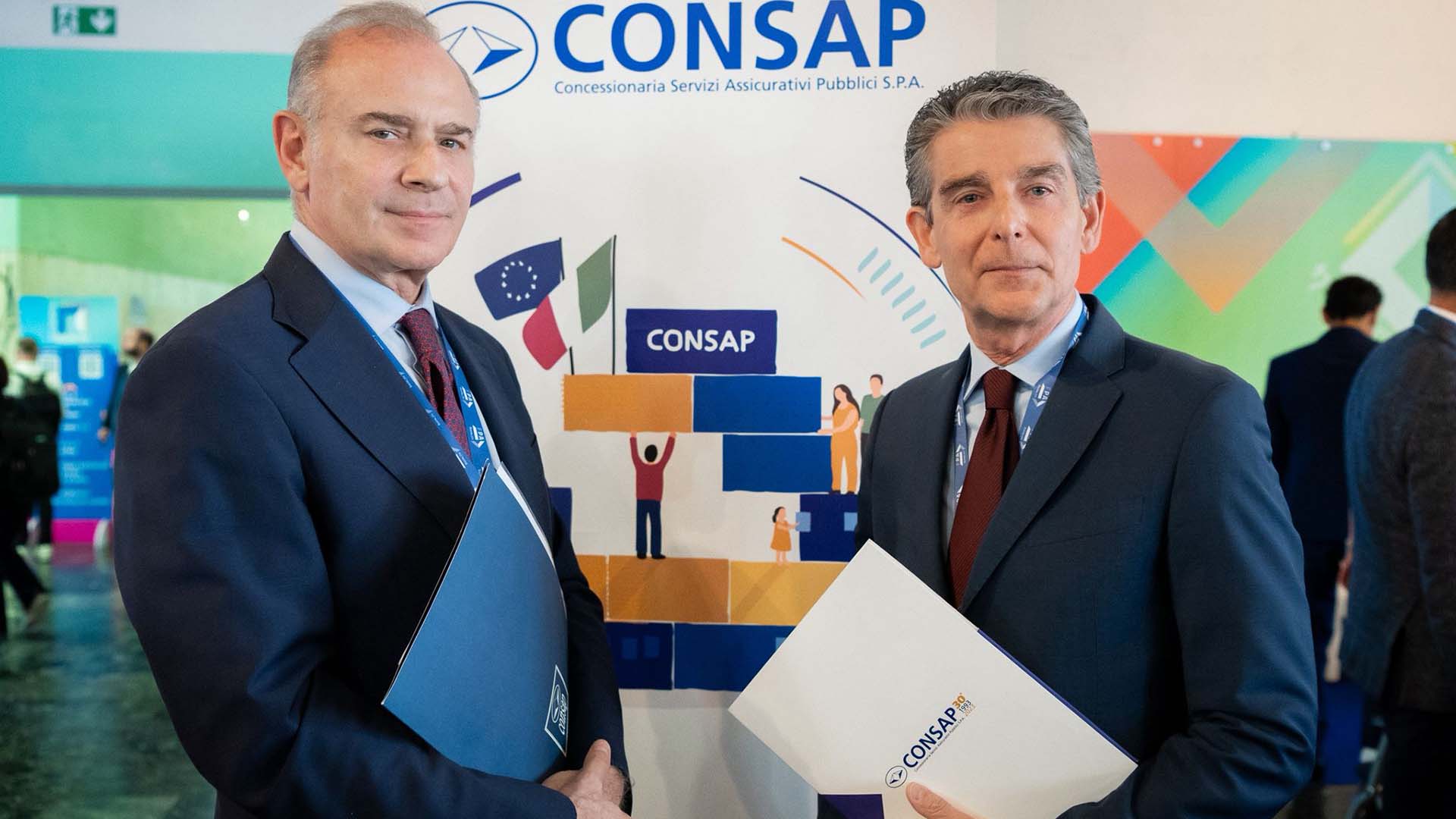 Da sinistra, Vincenzo Sanasi d'Arpe, Amministratore Delegato di Consap, e Sestino Giacomoni, Presidente di Consap