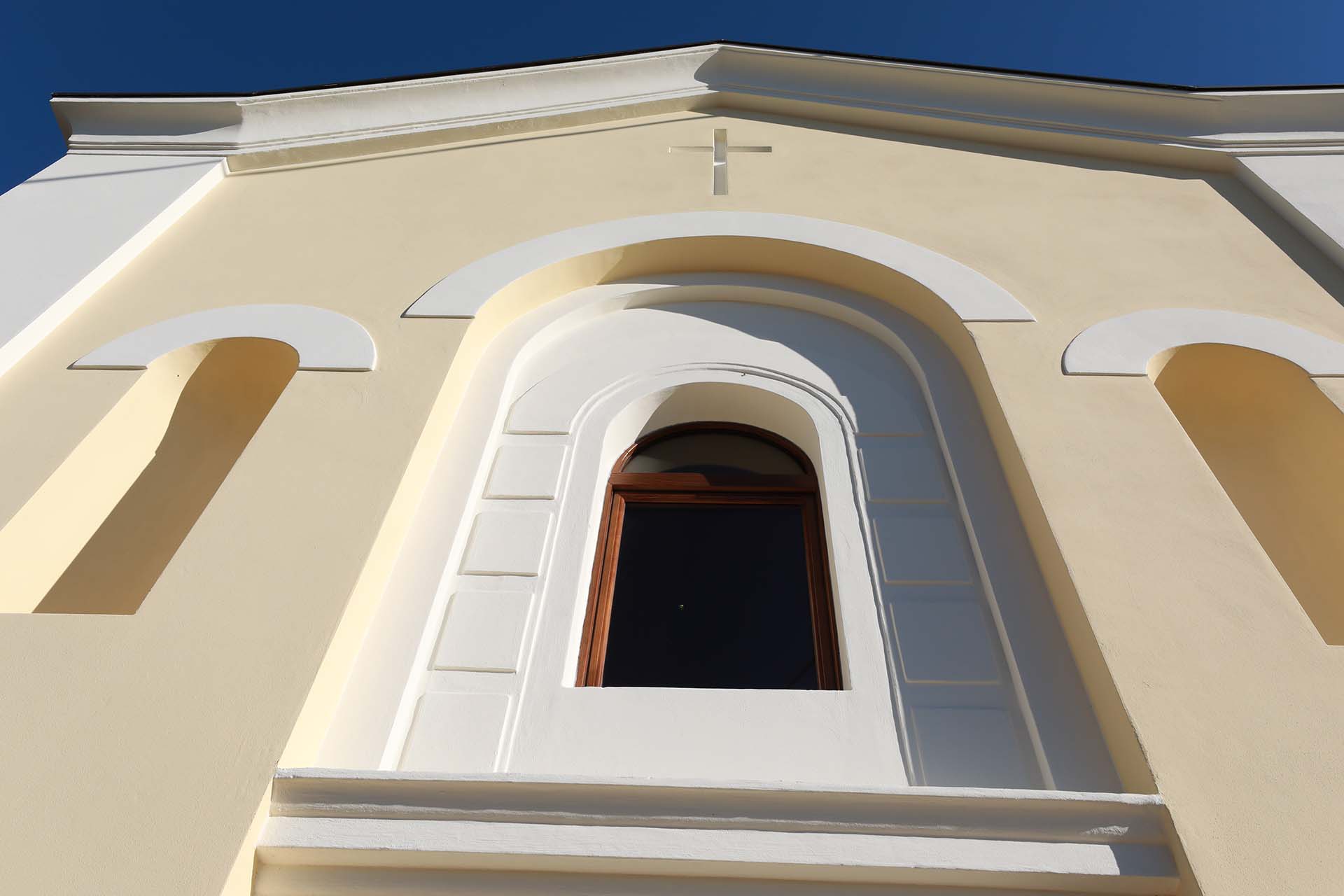 Restauro della Chiesetta di Sant'Antonio in provincia di Venezia con prodotti Ard Raccanello