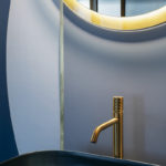 Rubinetto Spillo Tech di Fima Carlo Frattini nella texture Cross in finitura Oro