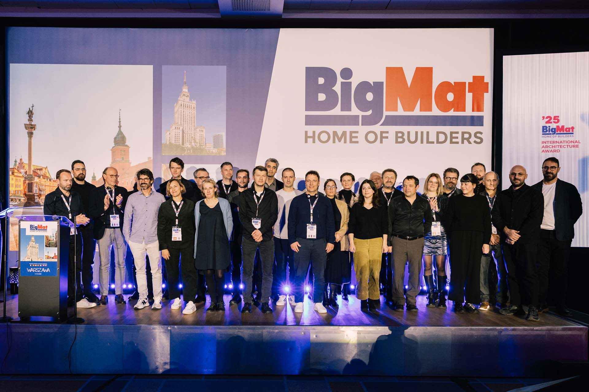 Tutti i vincitori nazionali con la Giuria del Bmiaa ‘25 e alcuni membri del cda di BigMat Internaitonal