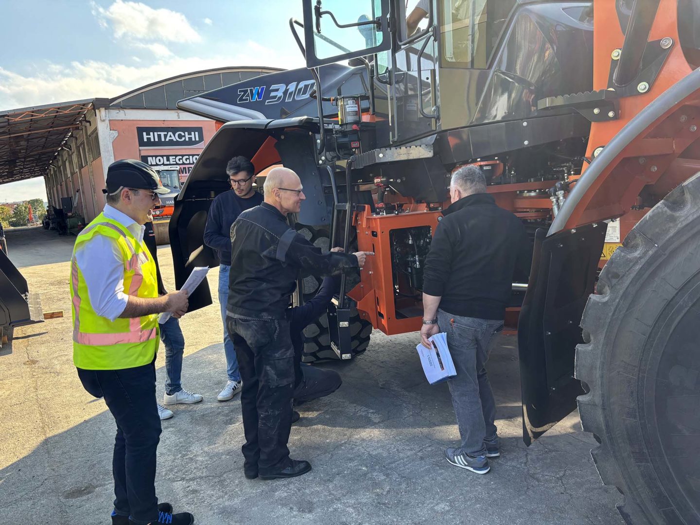 Hacme presentazione delle pale gommate serie Zw-7