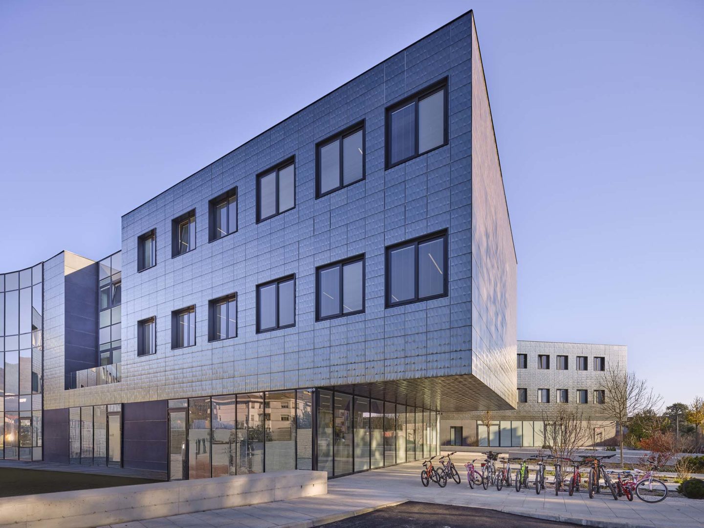 3 Posto Grandi Superfici RANGONE DANIELE Studio Settanta7 Plesso Scolastico Busca Cuneo