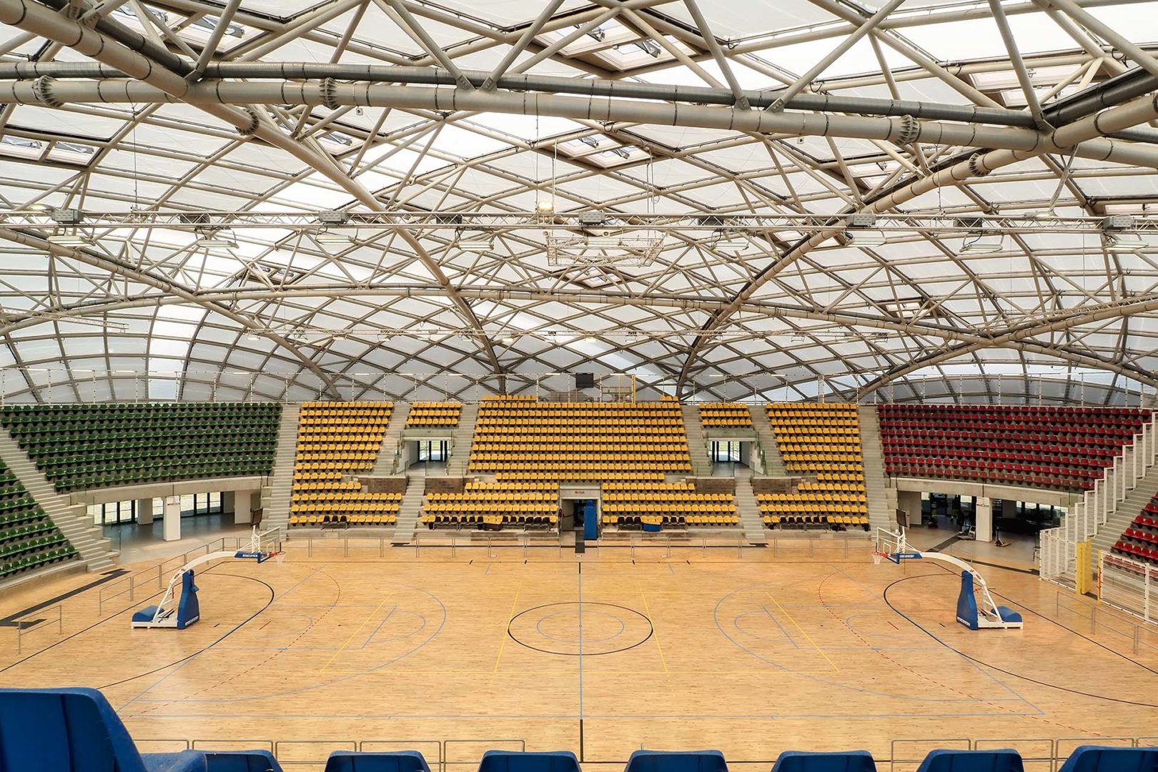 Vittorio Grassi Architects Palazzetto dello Sport di Lamezia Terme interno