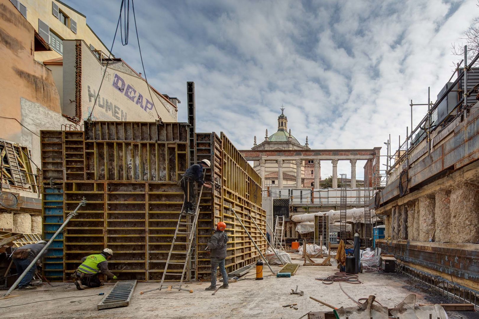 Le casserature metalliche banches per la realizzazione delle pareti in cemento armato
