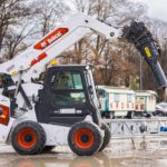 La pala compatta Bobcat 86 al lavoro