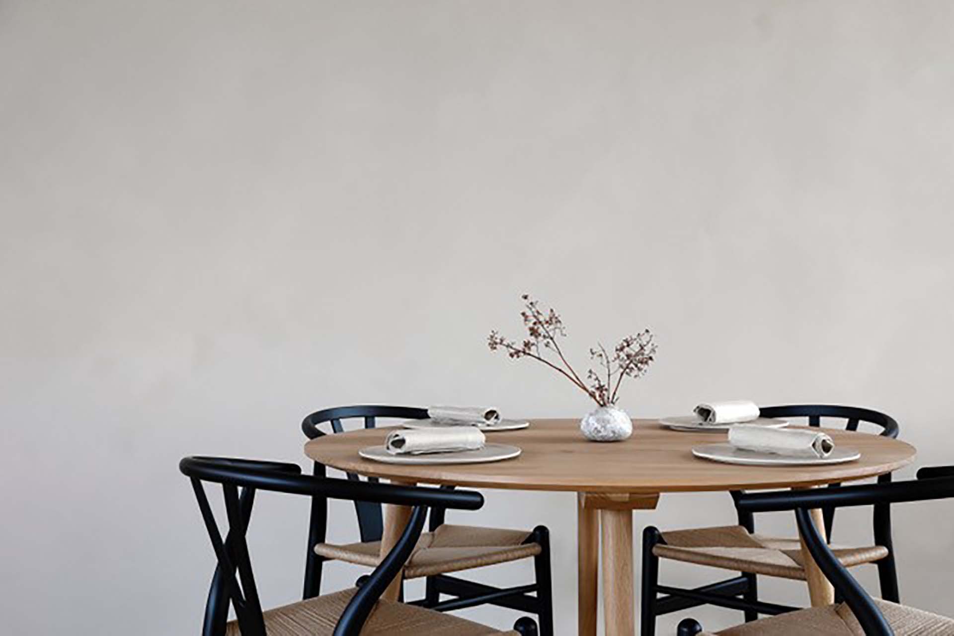 Sedie Carl Hansen & Søn per Abba Milano | ©Eugenio Marchesi