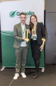 Il ciclista Elia Viviani e la Ceo di Fornaci Calce Grigolin Francesca Grigolin