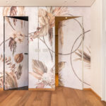 Eclisse Casa Colazione da Tiffany parete con le porte a scomparsa aperte | ©Enrico Dal Zotto